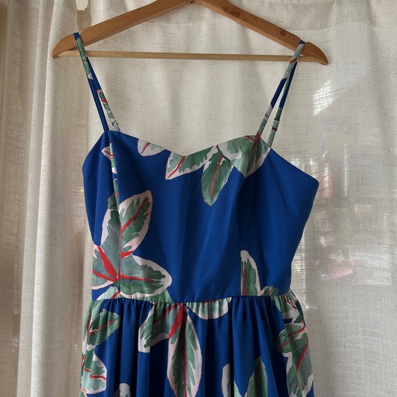 Hutch Dresses & Skirts - Hutch Ari Blue Floral Dress